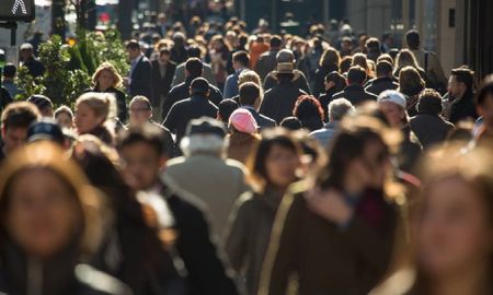 En la región central de la Argentina y en las zonas más prósperas, se detectan mayores índices de personas con sentimientos negativos hacia el futuro que en las áreas más pobres del país. En la región central de la Argentina y en las zonas más prósperas, se detectan mayores índices de personas con sentimientos negativos hacia el futuro que en las áreas más pobres del país.