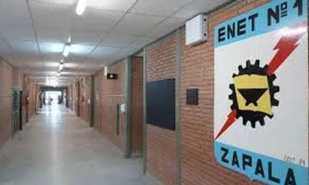 Los docentes se sienten muy expuestos. Los docentes se sienten muy expuestos.