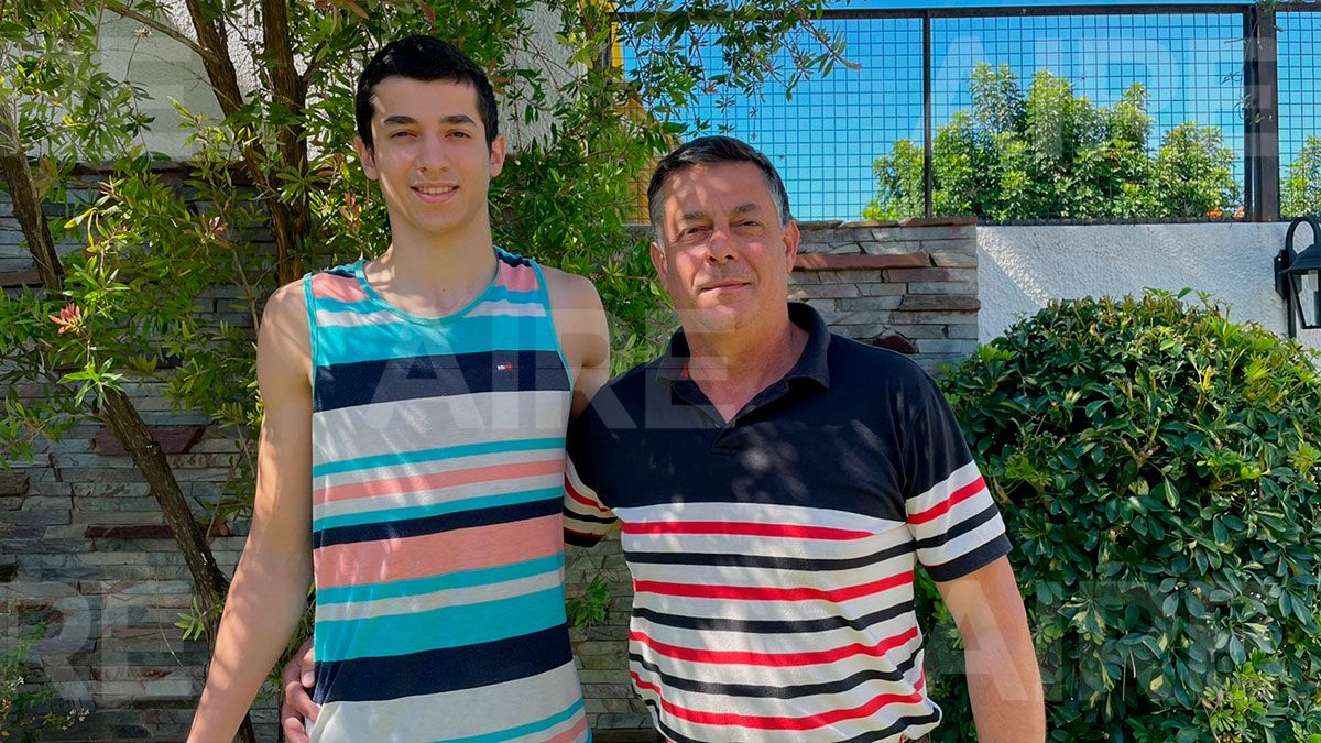 Emiliano Bortolotto junto a su padre Daniel.