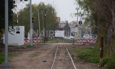 Cuando el Plan Circunvalar esté concluido, en la ciudad de Santa Fe se liberarán más de 140 hectáreas de terrenos fiscales que hoy pertenecen al ferrocarril. Cuando el Plan Circunvalar esté concluido, en la ciudad de Santa Fe se liberarán más de 140 hectáreas de terrenos fiscales que hoy pertenecen al ferrocarril.