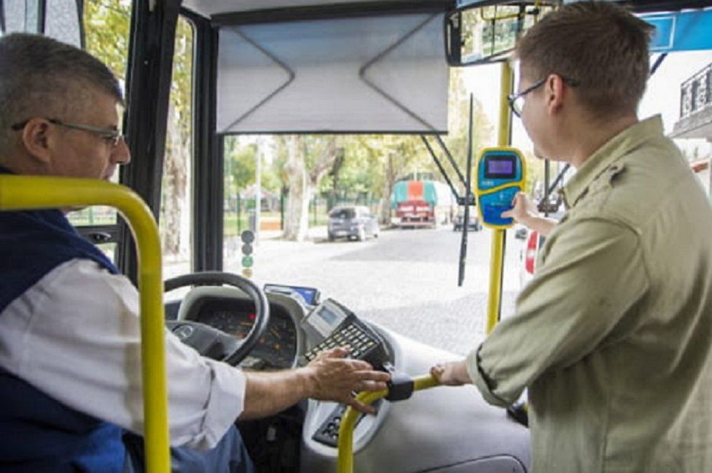Este miércoles se retomarán las paritarias del sector del transporte público con una reunión entre los representantes de la Unión Tranviarios Automotor (UTA) y los titulares de las empresas de colectivos.