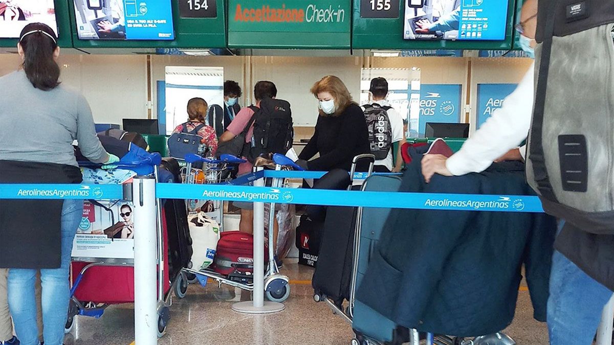 243 personas arribaron esta ma&ntilde;ana en un vuelo especial de Aerol&iacute;neas Argentinas&nbsp;