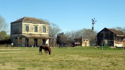 Ni Areco ni Carlos Keen: descubrí un pequeño pueblo de Buenos Aires para disfrutar en Carnaval