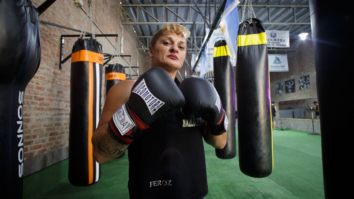 El parte médico aclara que Oliveras permanece bajo seguimiento permanente por parte del equipo médico de la UTI y que su pronóstico continúa siendo reservado.