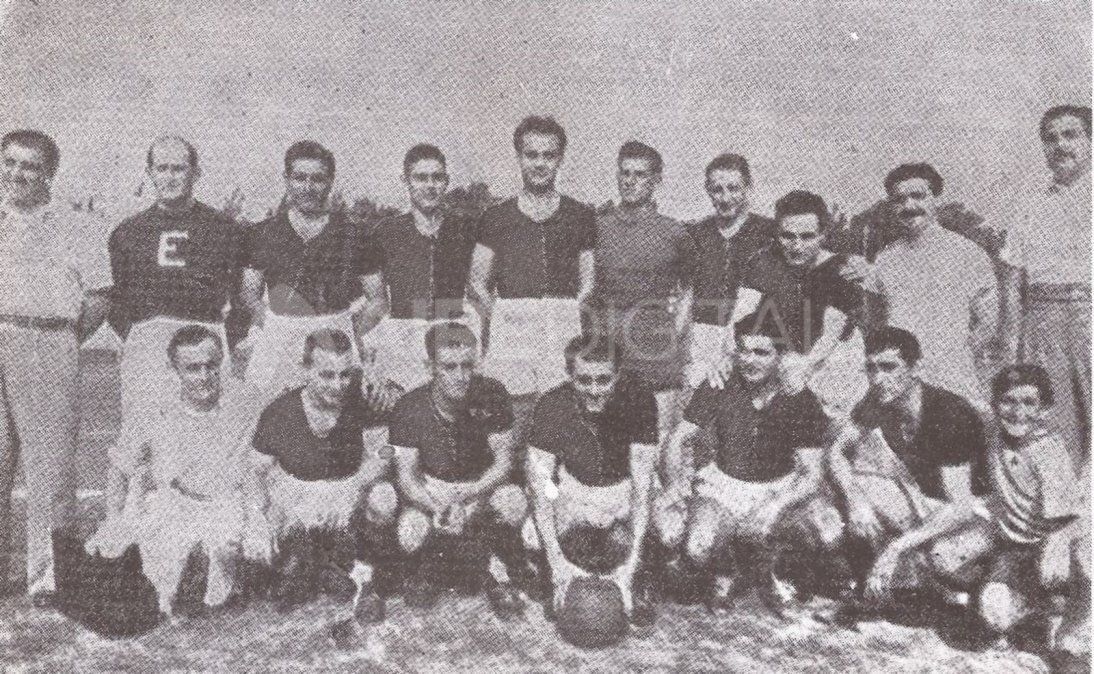 Uno de los equipos de Colón que disputó la Liga Santafesina. Año 1943. Uno de los equipos de Colón que disputó la Liga Santafesina. Año 1943.