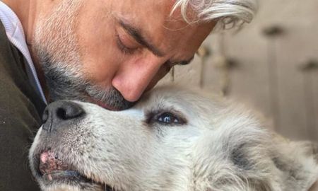 Alejandro Fernández lamentó la partida de su perrita Coco, quien fuera su compañera por más de 15 años Alejandro Fernández lamentó la partida de su perrita Coco, quien fuera su compañera por más de 15 años