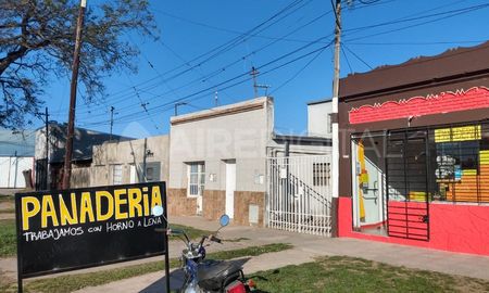 Robaron en una panadería ubicada en Facundo Zuviría 6900 Robaron en una panadería ubicada en Facundo Zuviría 6900