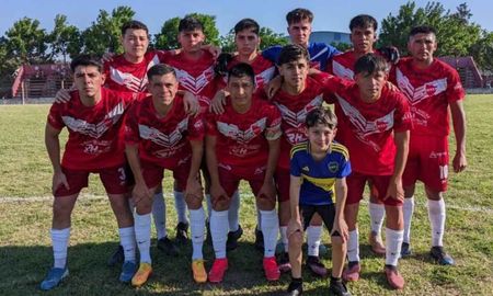 Adelante lucha por el torneo clausura. Foto: Tiempo de Fútbol. Adelante lucha por el torneo clausura. Foto: Tiempo de Fútbol.