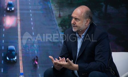 El gobernador dijo que las reuniones sociales podrán ser de 20 personas. El gobernador dijo que las reuniones sociales podrán ser de 20 personas.