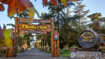 Escapada a un rincón centroeuropeo escondido en Córdoba que arrasa los fines de semana