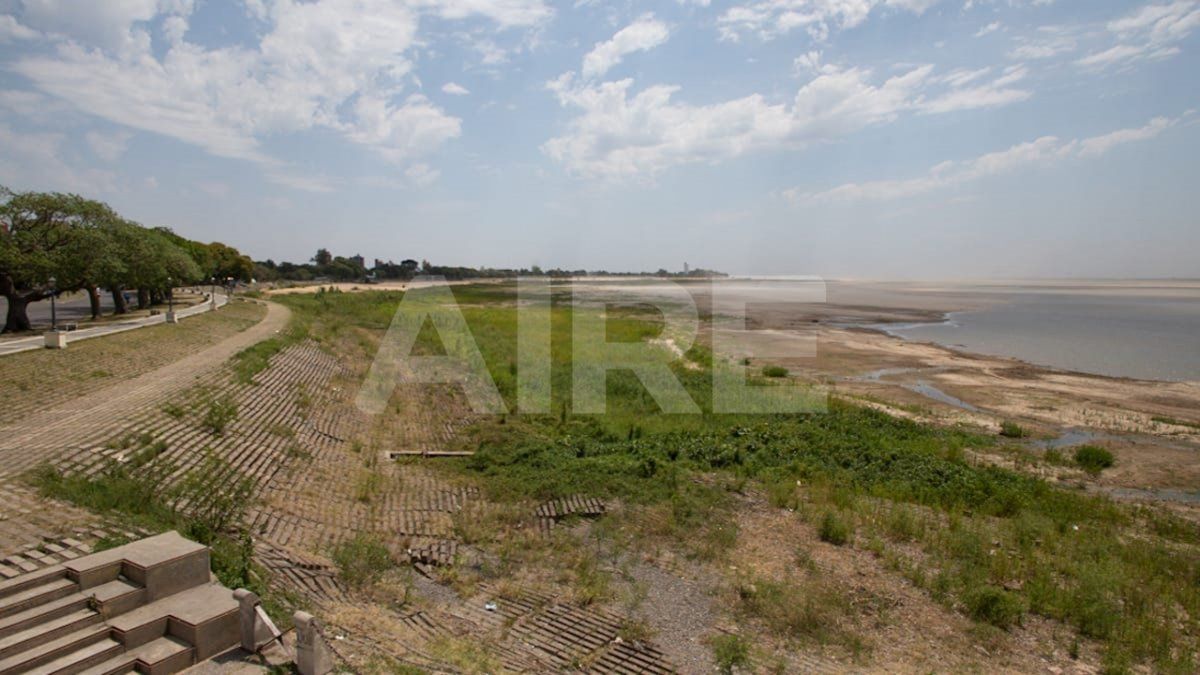Con la bajante en la cuenca del Paraná