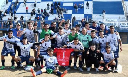 Argentino Quilmes se quedó con el Clásico de los Rieles ante Peñarol. Argentino Quilmes se quedó con el Clásico de los Rieles ante Peñarol.