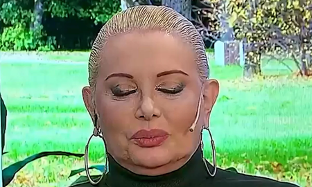 Carmen Barbieri y Estefi Berardi fueron hipnotizadas en vivo Carmen Barbieri y Estefi Berardi fueron hipnotizadas en vivo