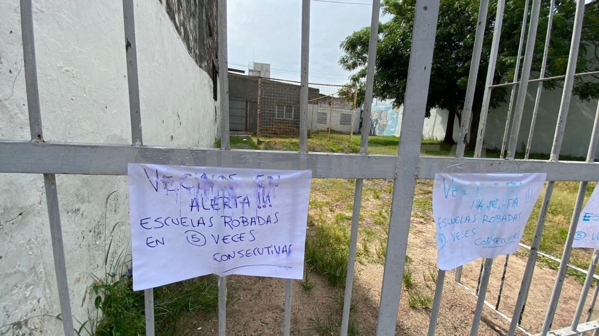 La escuela de barrio sur de Santa Fe sufrió cinco robos consecutivos.