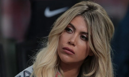Wanda Nara quedó en el ojo de la tormenta por los dichos de un reconocido artista argentino, en Los Mammones. Wanda Nara quedó en el ojo de la tormenta por los dichos de un reconocido artista argentino, en Los Mammones.