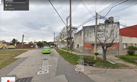 Violento asalto a una cadete en María Selva: la tiraron al piso y la lastimaron para robarle la moto Violento asalto a una cadete en María Selva: la tiraron al piso y la lastimaron para robarle la moto