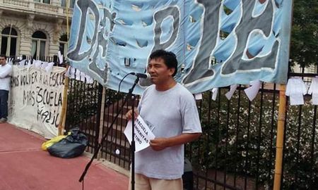 Navarro residía en el barrio 31 -conocido como villa 31- y su muerte alarma sobre la presencia de la pandemia en los sectores vulnerables. Navarro residía en el barrio 31 -conocido como villa 31- y su muerte alarma sobre la presencia de la pandemia en los sectores vulnerables.