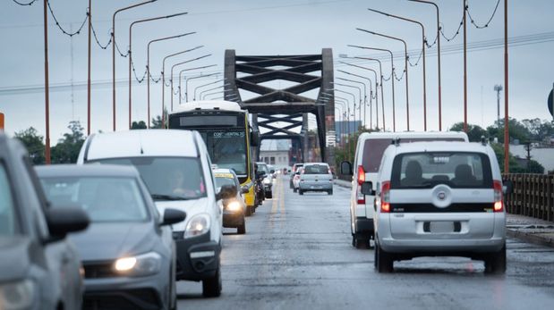 El puente Carretero cumple 87 años mientras el futuro toma forma.