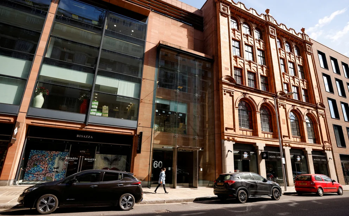 A finales de enero, el Vaticano confirmó que había vendido el edificio de 17.000 metros cuadrados del número 60 de Sloane Square, en el lujoso barrio de Chelsea (REUTERS/John Sibley)