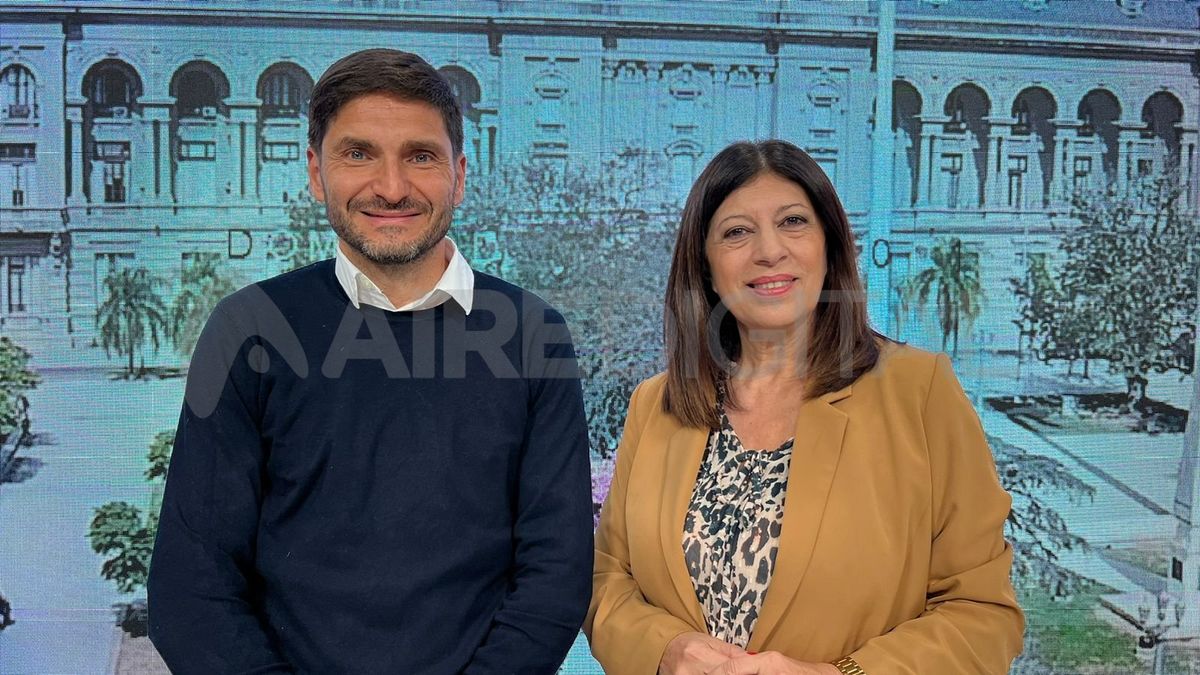 Maximiliano Pullaro estuvo en AIRE junto a Clara García. Maximiliano Pullaro estuvo en AIRE junto a Clara García.