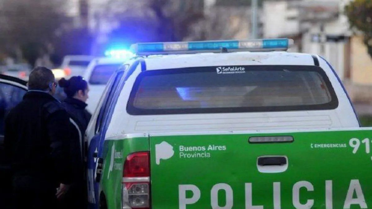 Un excomisario le disparó a dos delincuentes que quisieron robarle