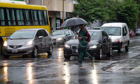 Se prevé que la inestabilidad continúe en la ciudad de Santa Fe, al menos hasta la tarde del jueves. Se prevé que la inestabilidad continúe en la ciudad de Santa Fe, al menos hasta la tarde del jueves.