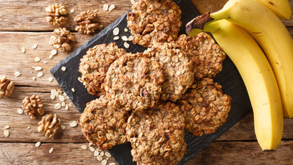 Galletitas de avena y banana sin azúcar: la receta fácil, saludable y lista en 10 minutos