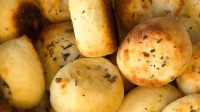 Bizcochitos de queso con tres ingredientes: la receta exprés que arrasa en TikTok