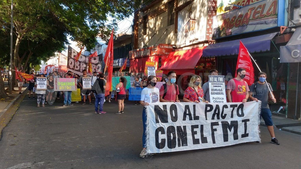 Sectores de izquierda se manifestaron este martes en Santa Fe