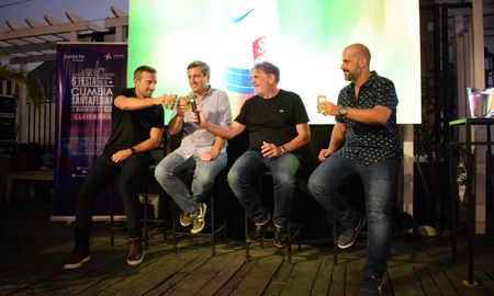 Cerveza Santa Fe será la encargada de refrescar el evento más esperado de la cultura santafesina. Cerveza Santa Fe será la encargada de refrescar el evento más esperado de la cultura santafesina.