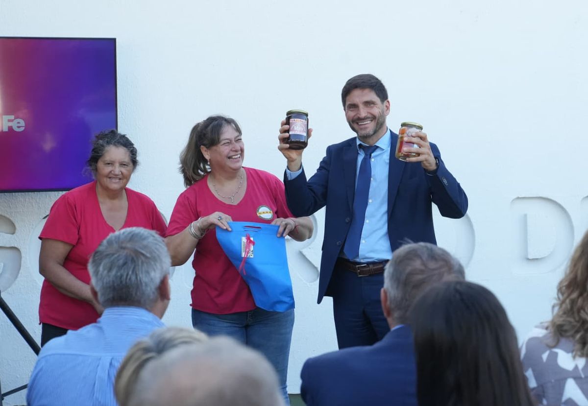 El Centro de Salud del barrio Malabrigo, en la ciudad de Helvecia, volvi&oacute; a funcionar este mi&eacute;rcoles. El acto fue encabezado por el gobernador Maximiliano Pullaro.