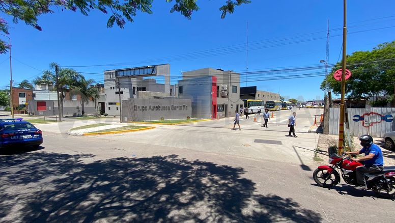 Colectivos: siete líneas vuelven a circular tras el desbloqueo de la empresa Autobuses