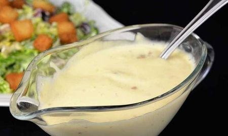 Se puede preparar fácilmente en casa con ingredientes simples. Se puede preparar fácilmente en casa con ingredientes simples.