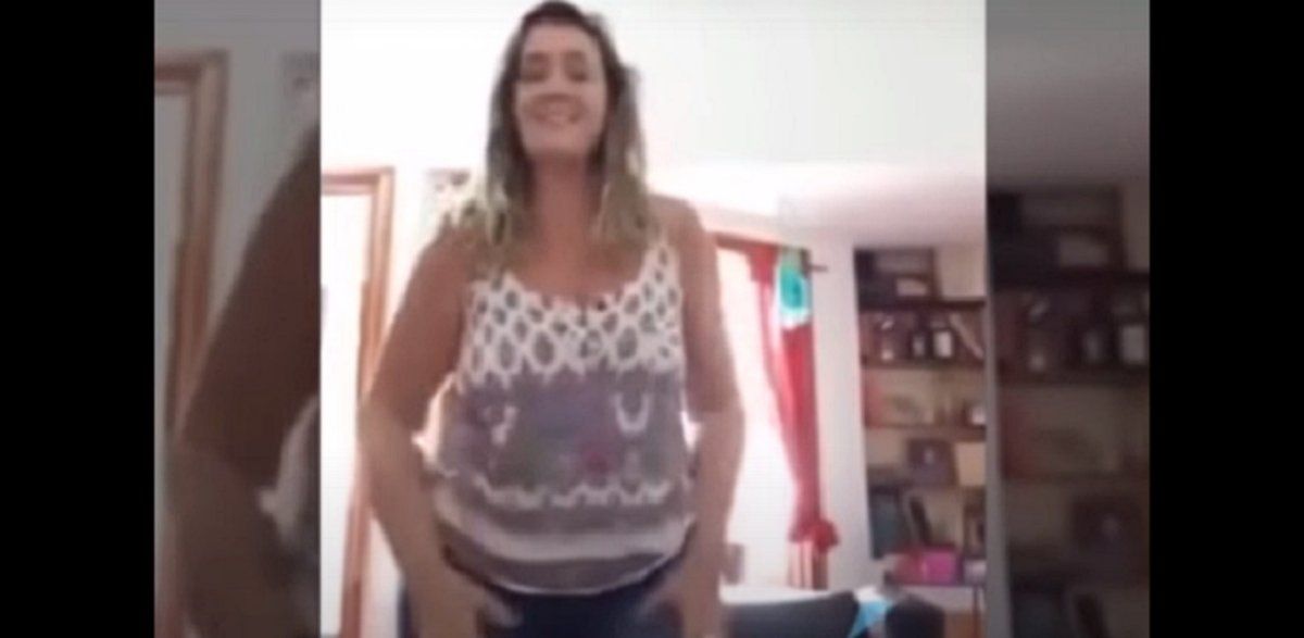 Querés otro videíto, pedile a tu marido que ya le mandé muchos: la insólita respuesta de una maestra en el chat de madres