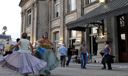 La ciudad de Santa Fe contará con diferentes actividades durante este fin de semana extra largo. La ciudad de Santa Fe contará con diferentes actividades durante este fin de semana extra largo.