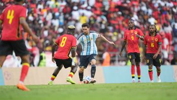 Con goles de Lautaro y Messi, Argentina cerró el año con victoria contra Angola