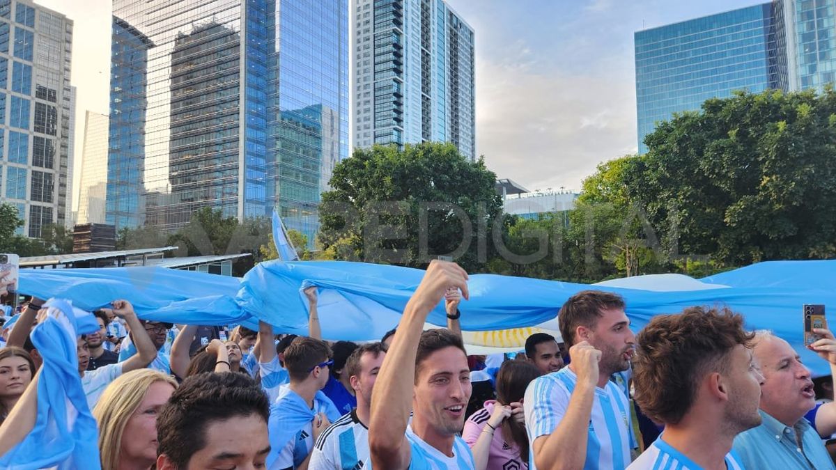 Los argentinos coparon el Discovery Green Park. Los argentinos coparon el Discovery Green Park.