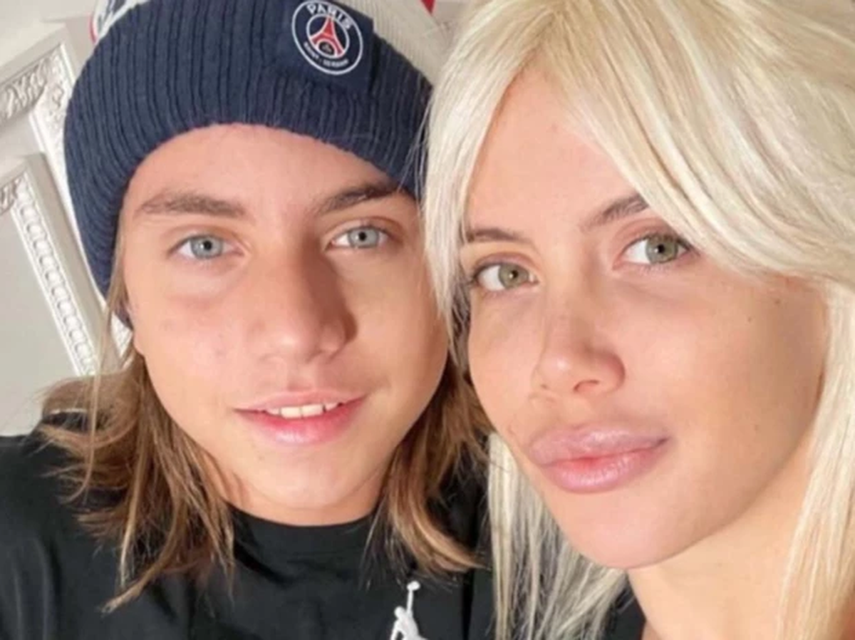 Valentino, el hijo mayor de Wanda, le dedico una historia de Instagram a L-Gante como muestra de su enojo