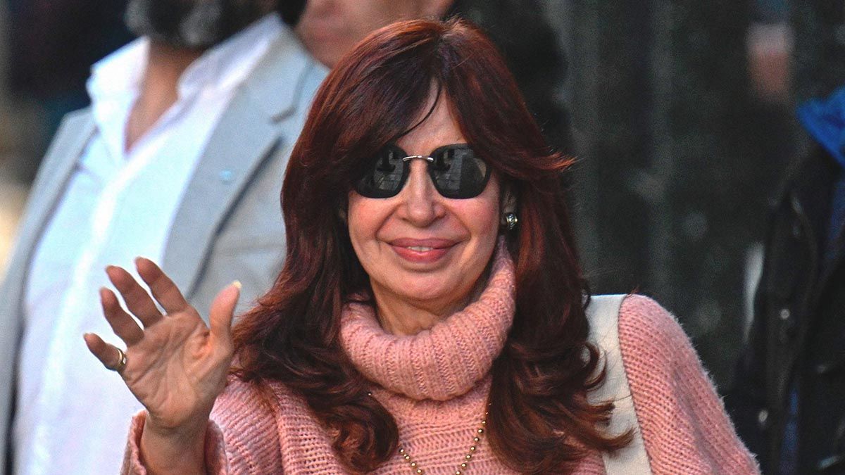 El fiscal Marijuan pidió el sobreseimiento CFK en la causa en la que se investiga si tuvo alguna vinculación con las maniobras de lavado de dinero.