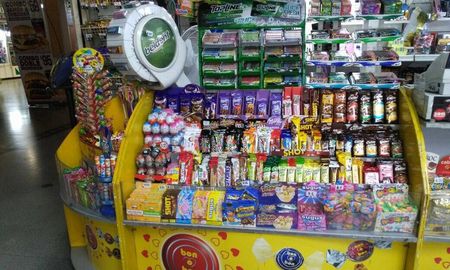 se agudiza la caida del consumo: cayo 5,3% en cinco meses se agudiza la caida del consumo: cayo 5,3% en cinco meses