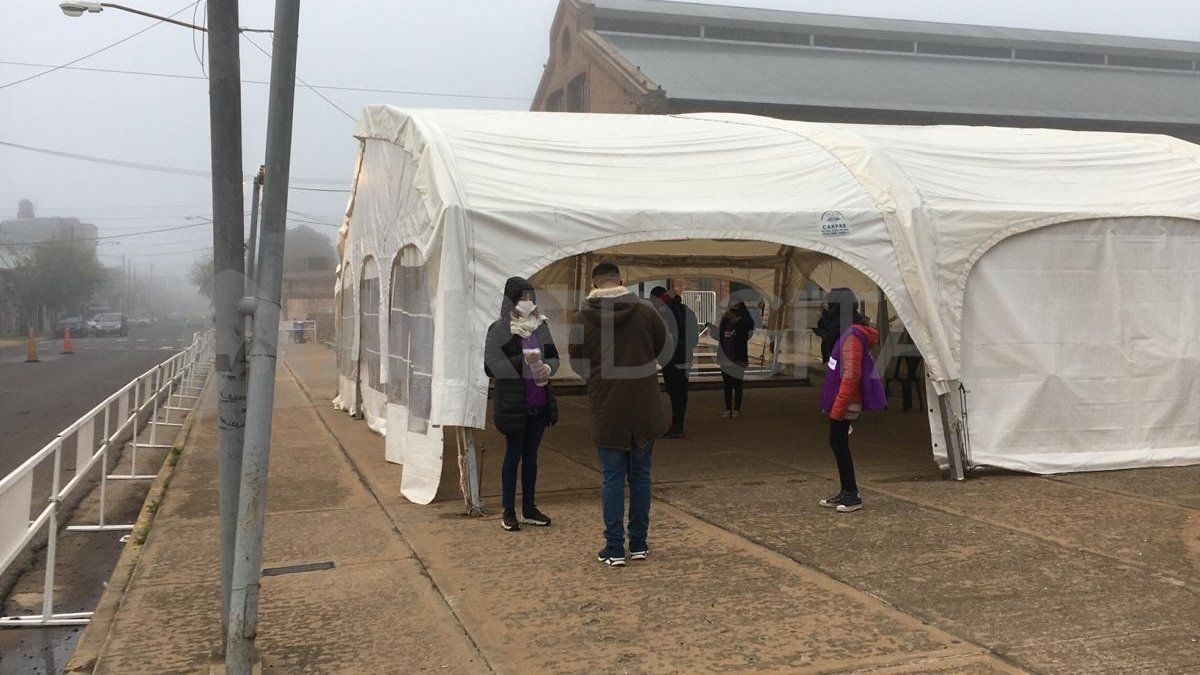 Se inauguró el vacunatorio en La Redonda.