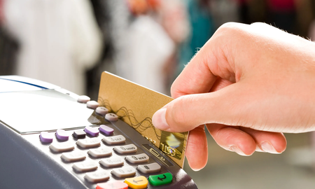 Chau a las 12 cuotas: financiarse con tarjeta ahora cuesta hasta 380% anual Chau a las 12 cuotas: financiarse con tarjeta ahora cuesta hasta 380% anual
