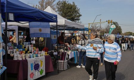 Desde Turismo destacaron que más de 100.000 personas pasaron por los festejos del 9 de Julio en Aristóbulo del Valle Desde Turismo destacaron que más de 100.000 personas pasaron por los festejos del 9 de Julio en Aristóbulo del Valle