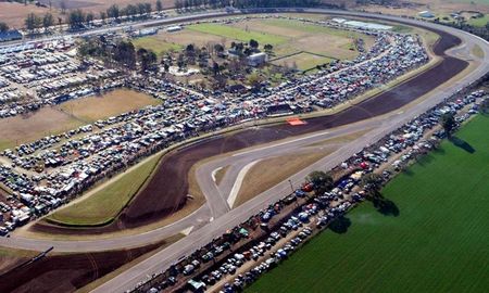 Perotti aseguró inversiones para poner en valor el Autódromo de Rafaela. Perotti aseguró inversiones para poner en valor el Autódromo de Rafaela.