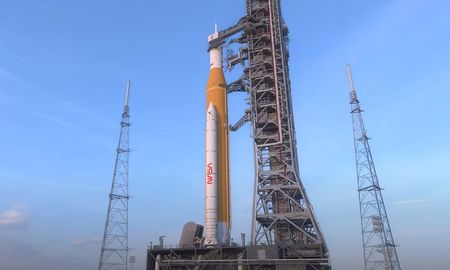 La Nasa volverá a enviar humanos a la Luna. La Nasa volverá a enviar humanos a la Luna.