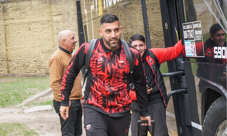 Wanchope Ábila en la previa de un partido de Colón. Foto: Club Colón. Wanchope Ábila en la previa de un partido de Colón. Foto: Club Colón.