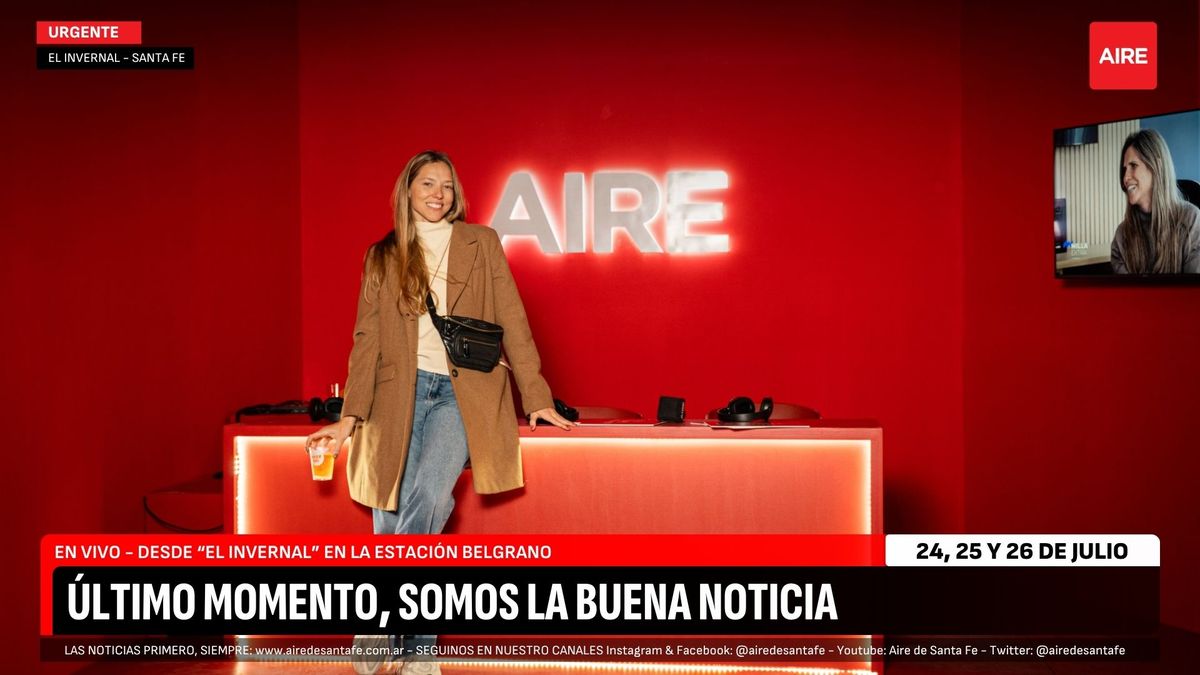 La gran comunidad de AIRE se sentó a la mesa de conductores y posó frente a las cámaras para vivir la experiencia del multimedios.