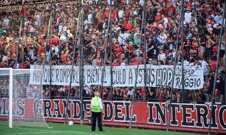 Newells recordó a Gustavo Raggio en el banderazo previo al clásico frente a Rosario Central. Newells recordó a Gustavo Raggio en el banderazo previo al clásico frente a Rosario Central.