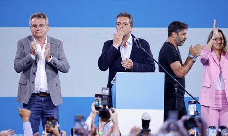 Sergio Massa reconoció la derrota ante Javier Milei en el balotaje 2023. Sergio Massa reconoció la derrota ante Javier Milei en el balotaje 2023.