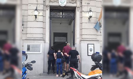 Un hombre y una mujer fueron aprehendidos por vender elementos robados Un hombre y una mujer fueron aprehendidos por vender elementos robados